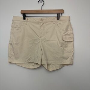 Eddie Bauer Travex Shorts Women's‎ 14 Beige Khaki Stretch Cargo Utility Hiking